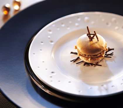 Tallrikar och porslin